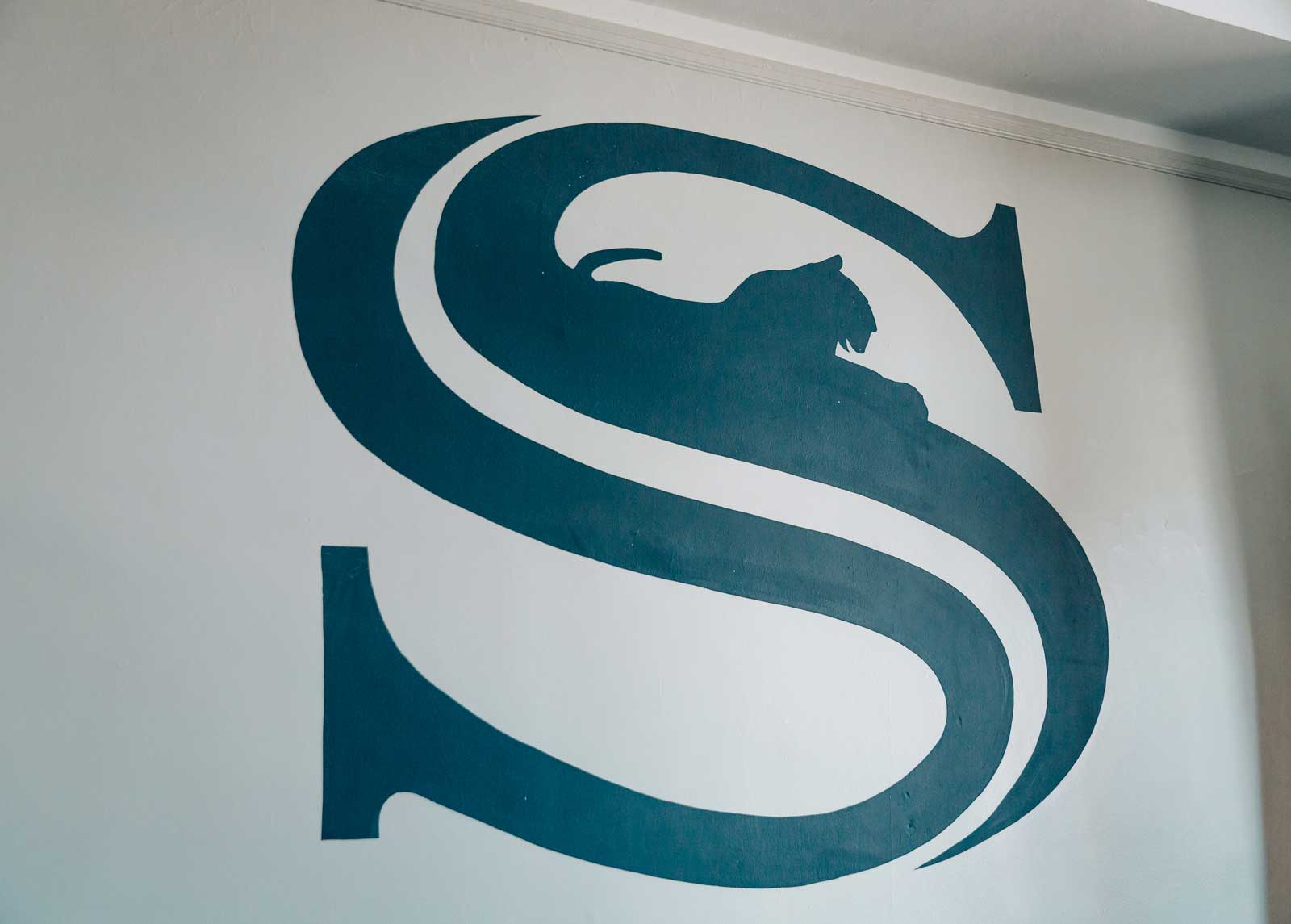 blue Sullivan logo